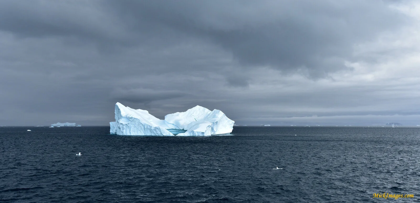 largeicebergatsea-MickImages.com.JPG