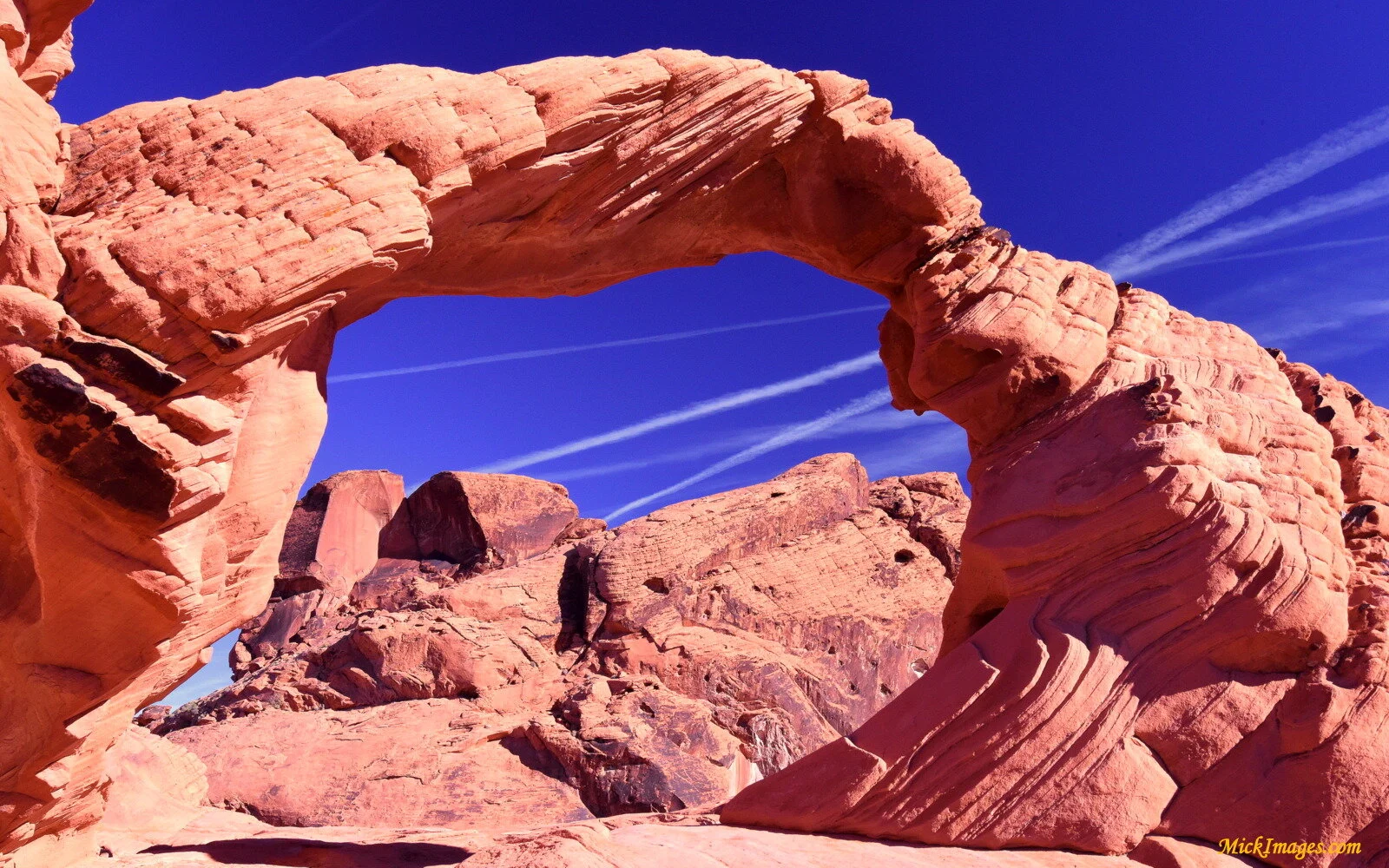 RedRocks-Arch-NV-mickimages.com.JPG