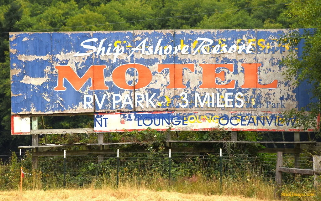 Faded-motel-sign-mickimages.com.JPG