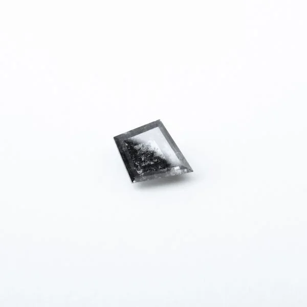 kite shaped diamond salt and pepper