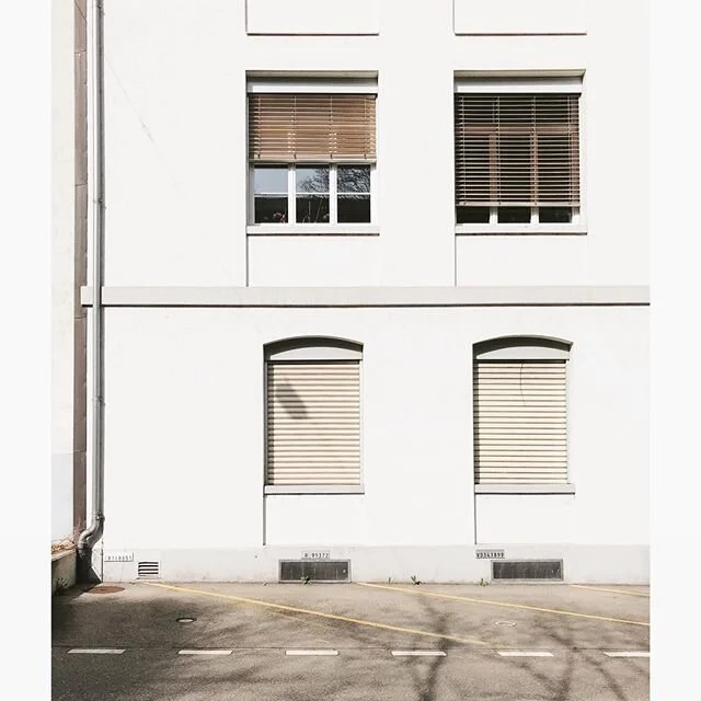 unfold ﹉

#bern #mattenhof #white #architecture #minimalism #monochrome #streetphotography