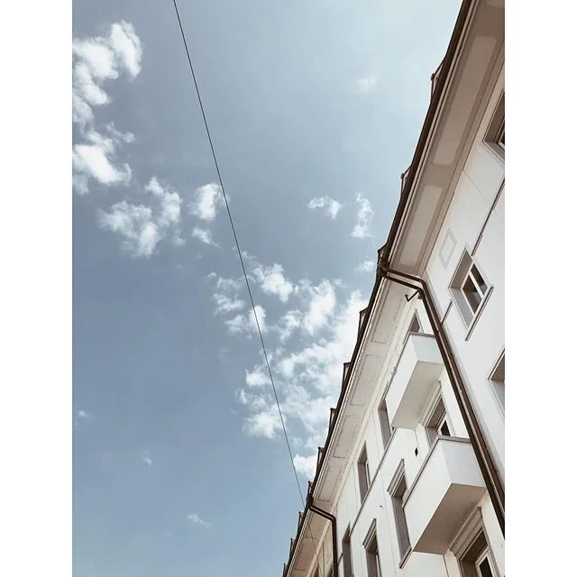 (give me) one more 
#bern #effingerstrasse #building #sky #minimal #boredyet