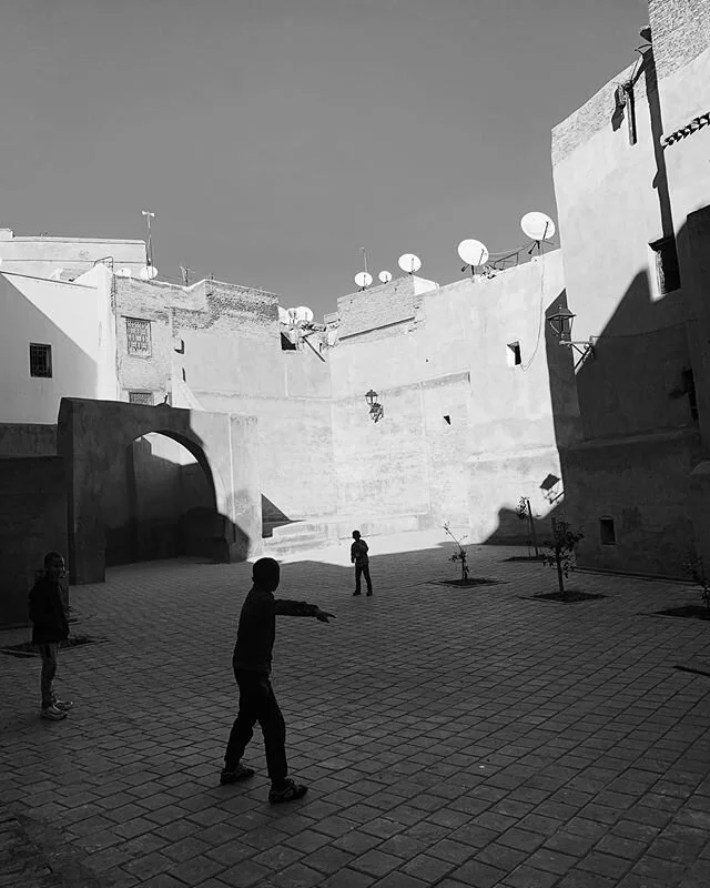 If you want to travel back in time, go to Fes. .
.
.
#fesmedina #fes #travel #travelphotography  #morocco #buildings #childrenplaying