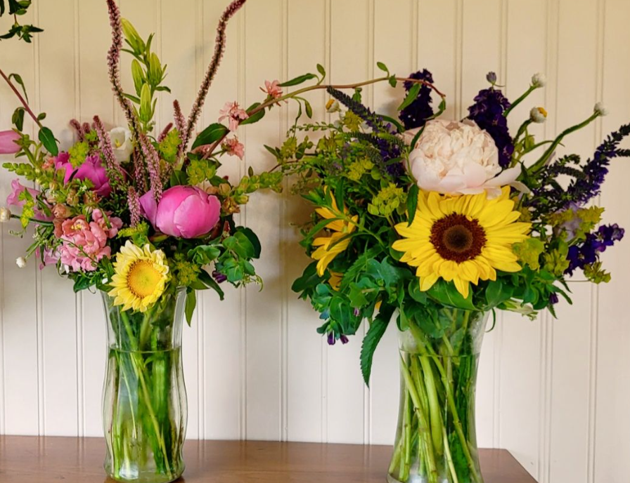 5 week flower share donated by Moonchild Blooms