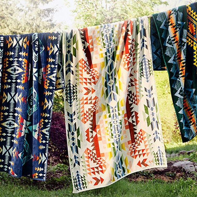 The @pendletonwm Cotton sale Starts today! 🤗
This sale will take place 5/15- 5/19. All cotton blankets, quilts, coverlets, throws, bedding and towels are 30% off. 🎉 Shop your favorite Pendleton &amp; save big! 🙌🏽