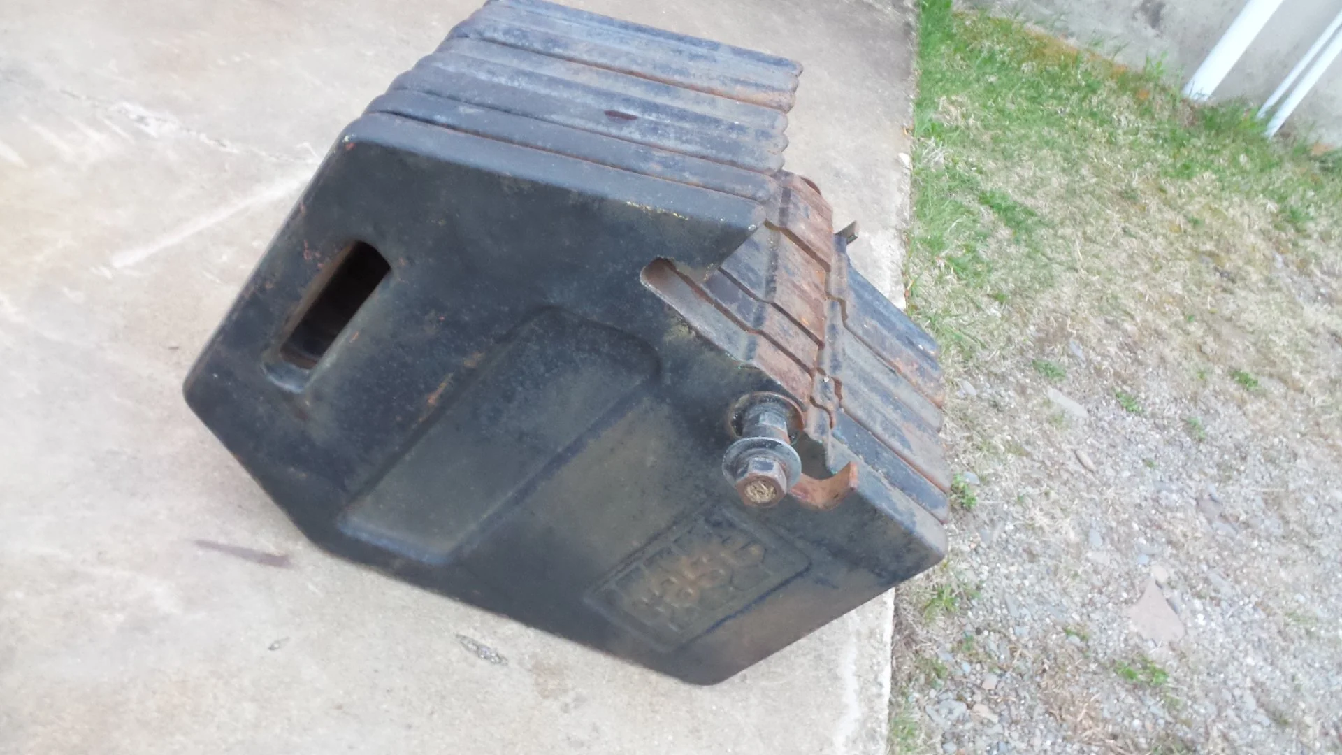 8 Case 100lbs Weights