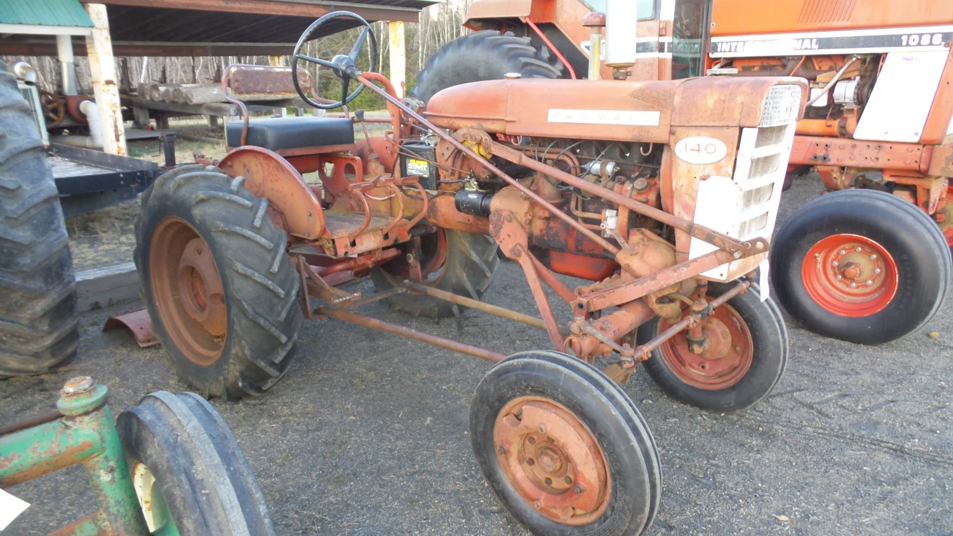 Farmall 140 Tractor