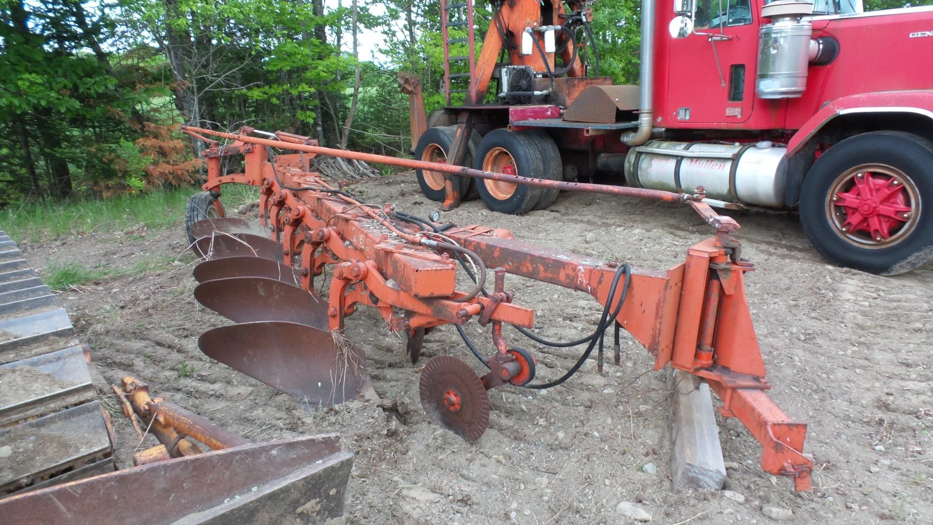 AC 5 Bottom Plow