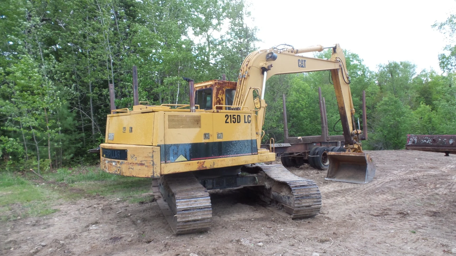 1991 CAT 215DLC Excavator