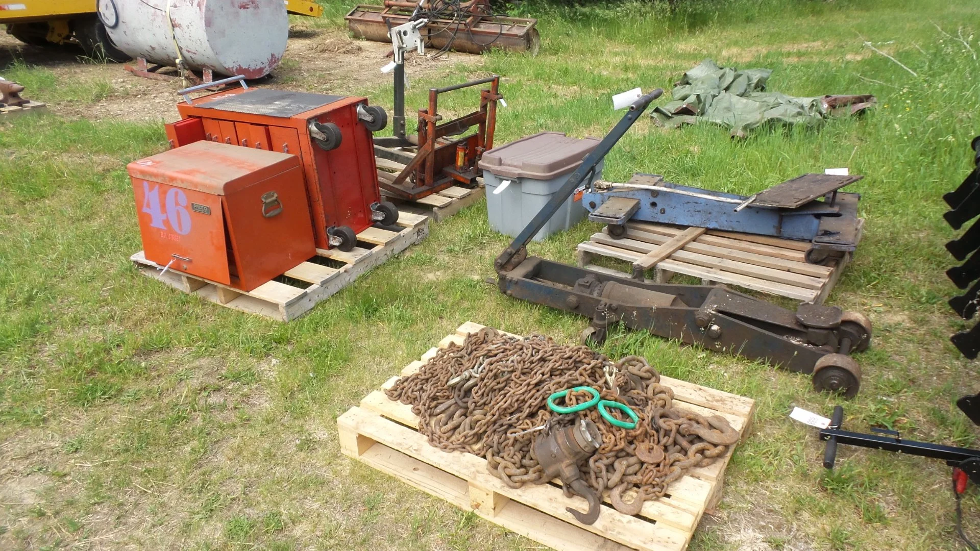 Garage Equipment