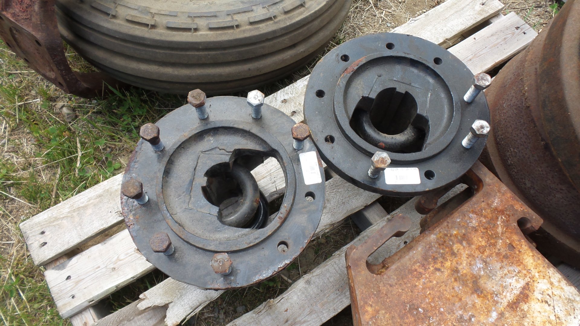 Unused 9 Bolt Hubs 2 3/4"