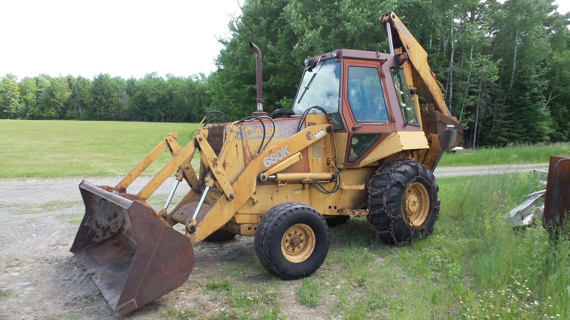 Case 680K Backhoe