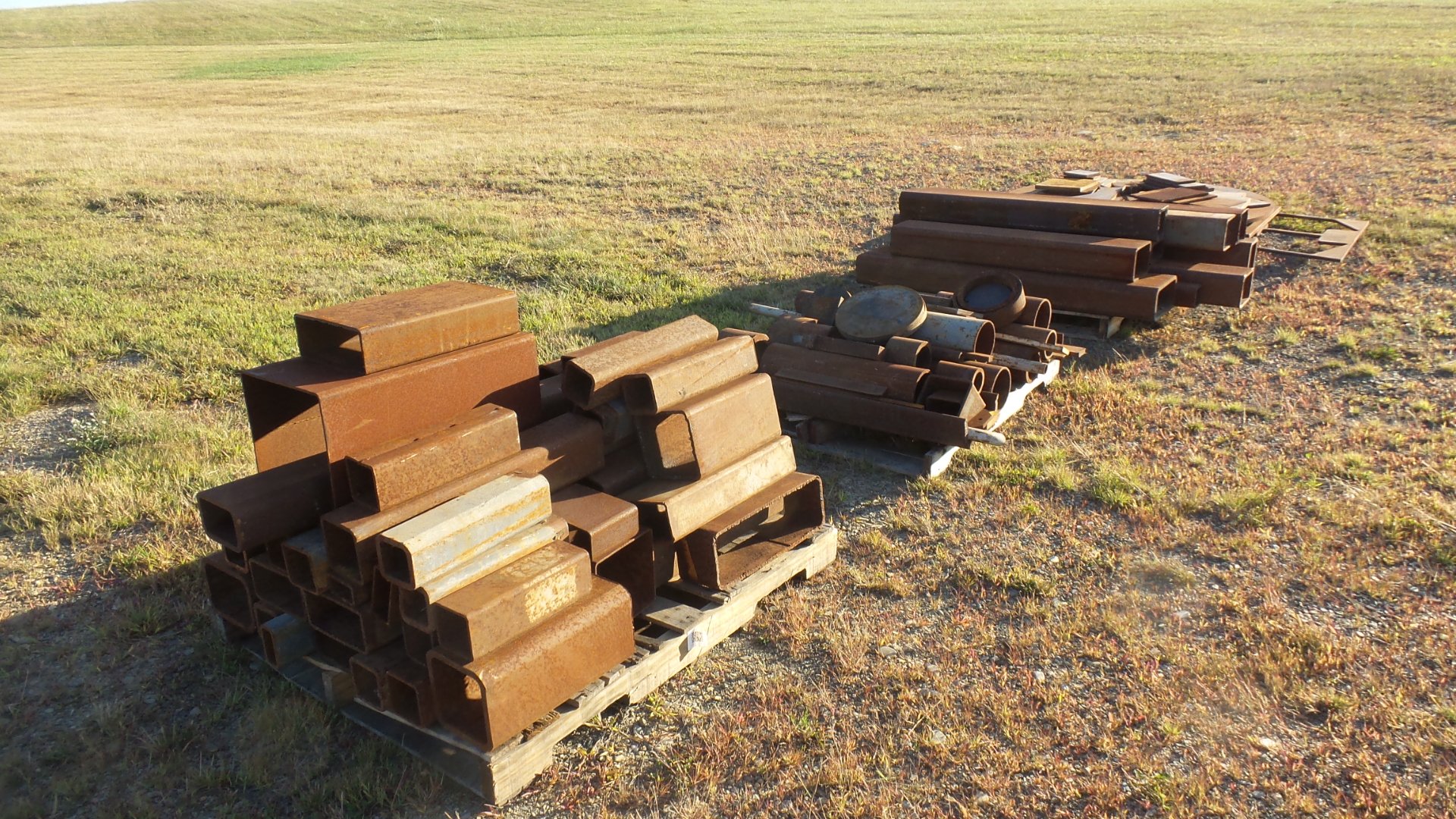 Steel Pallet Lots