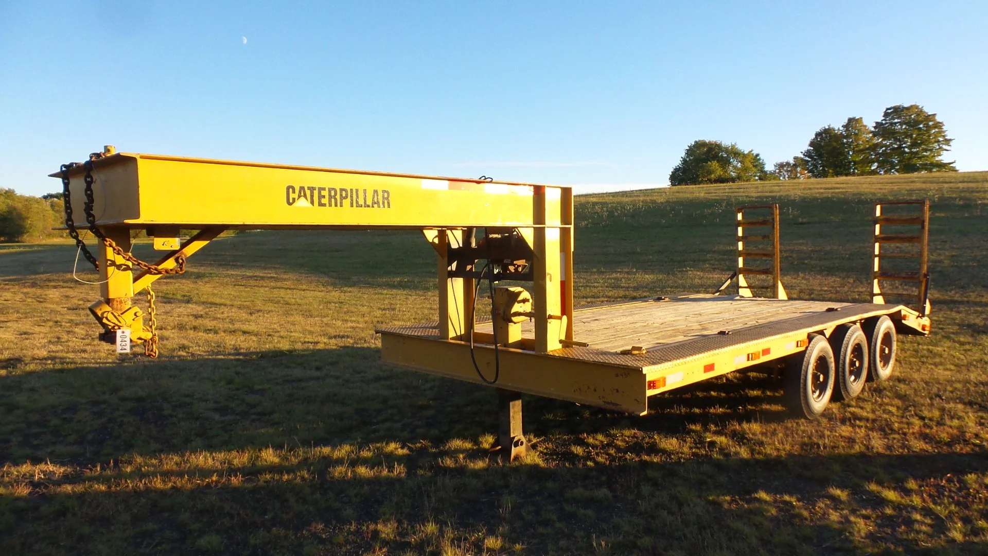 3 Axle Goose Neck W/Winch