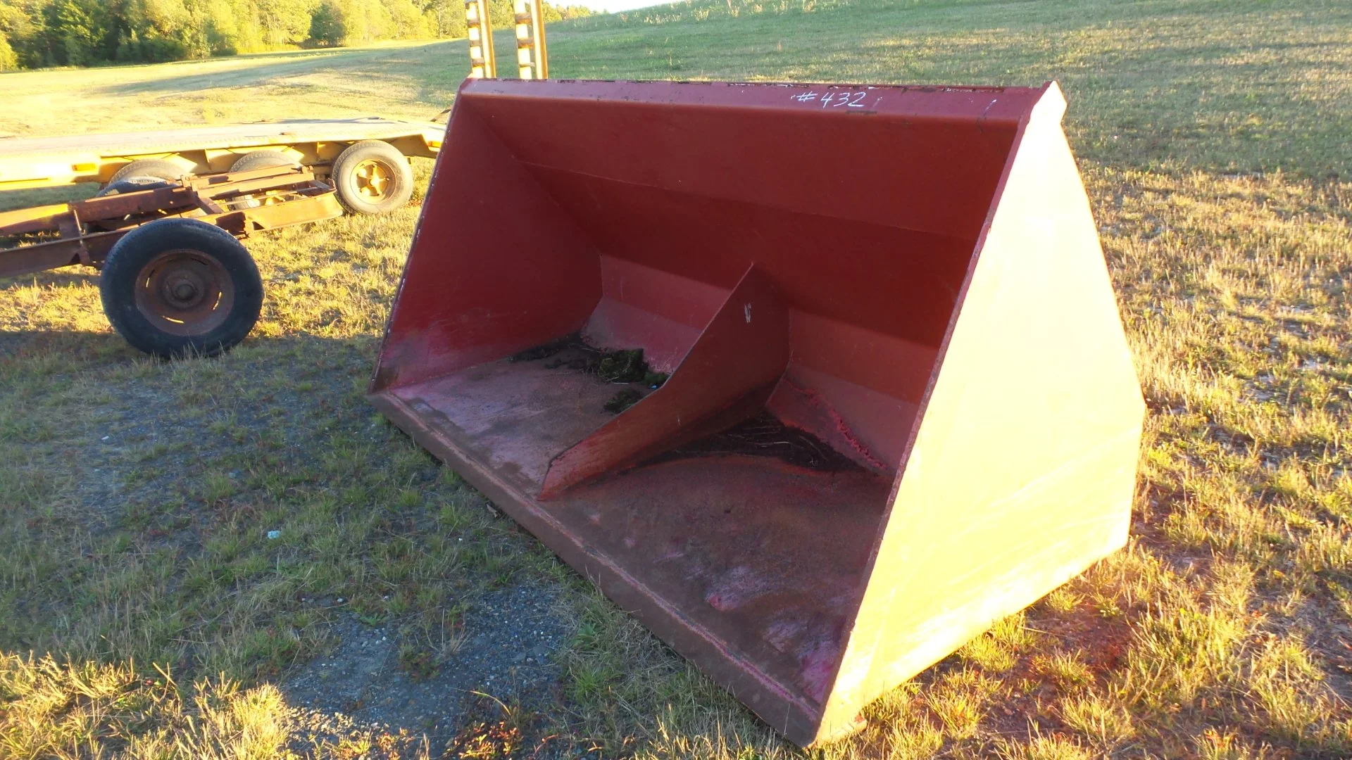 9' Loader Bucket