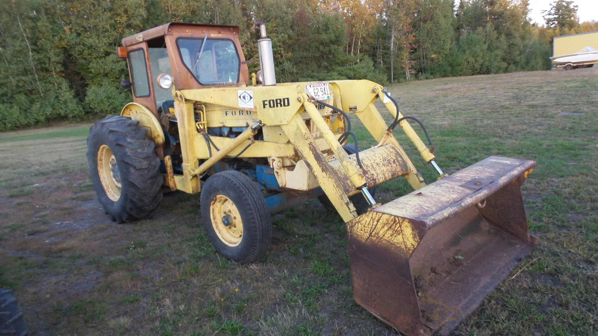 Ford 4400 Diesel W/3PH &amp; Loader