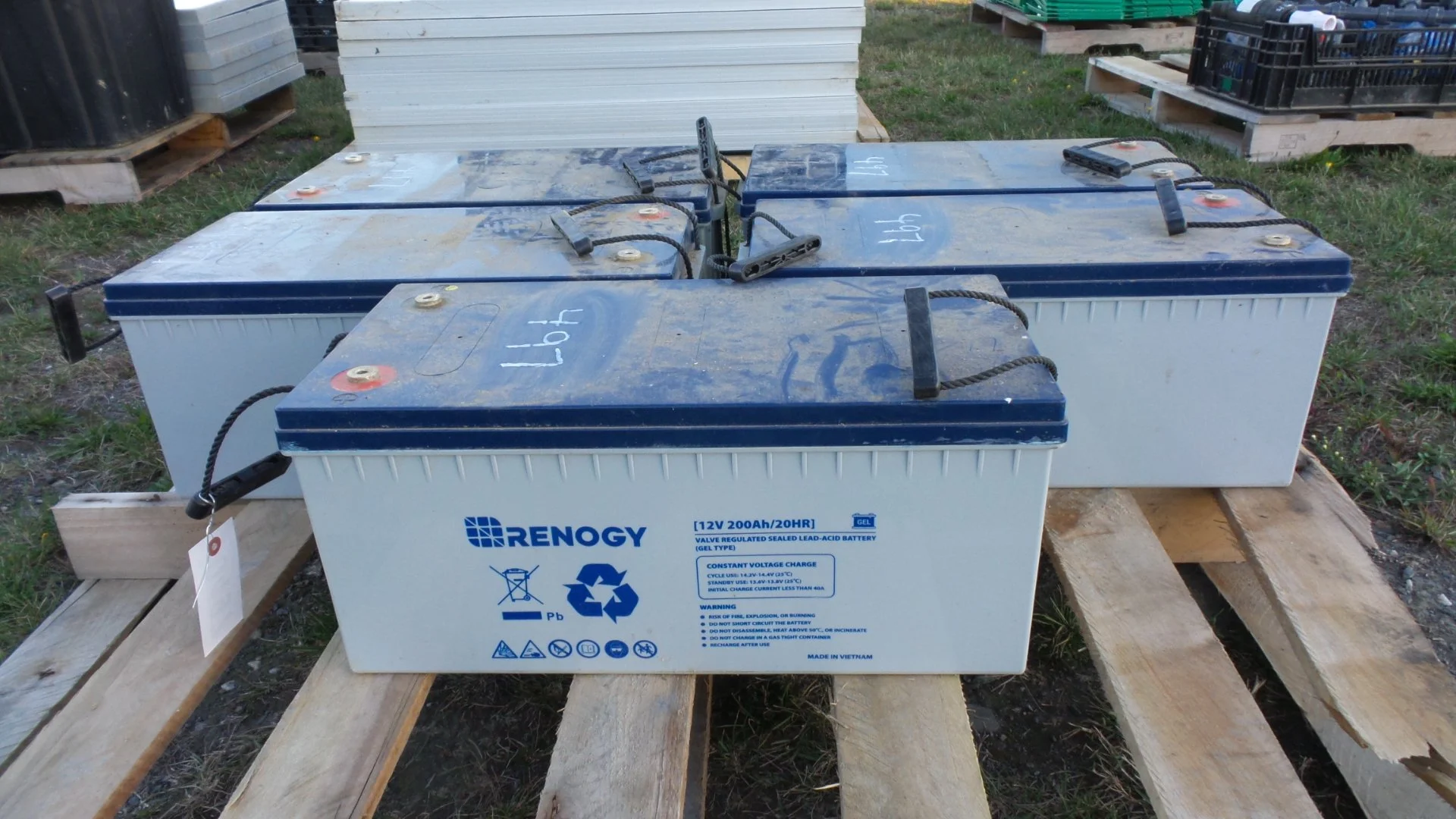 Low Time Battery's Solar Greenhouse 