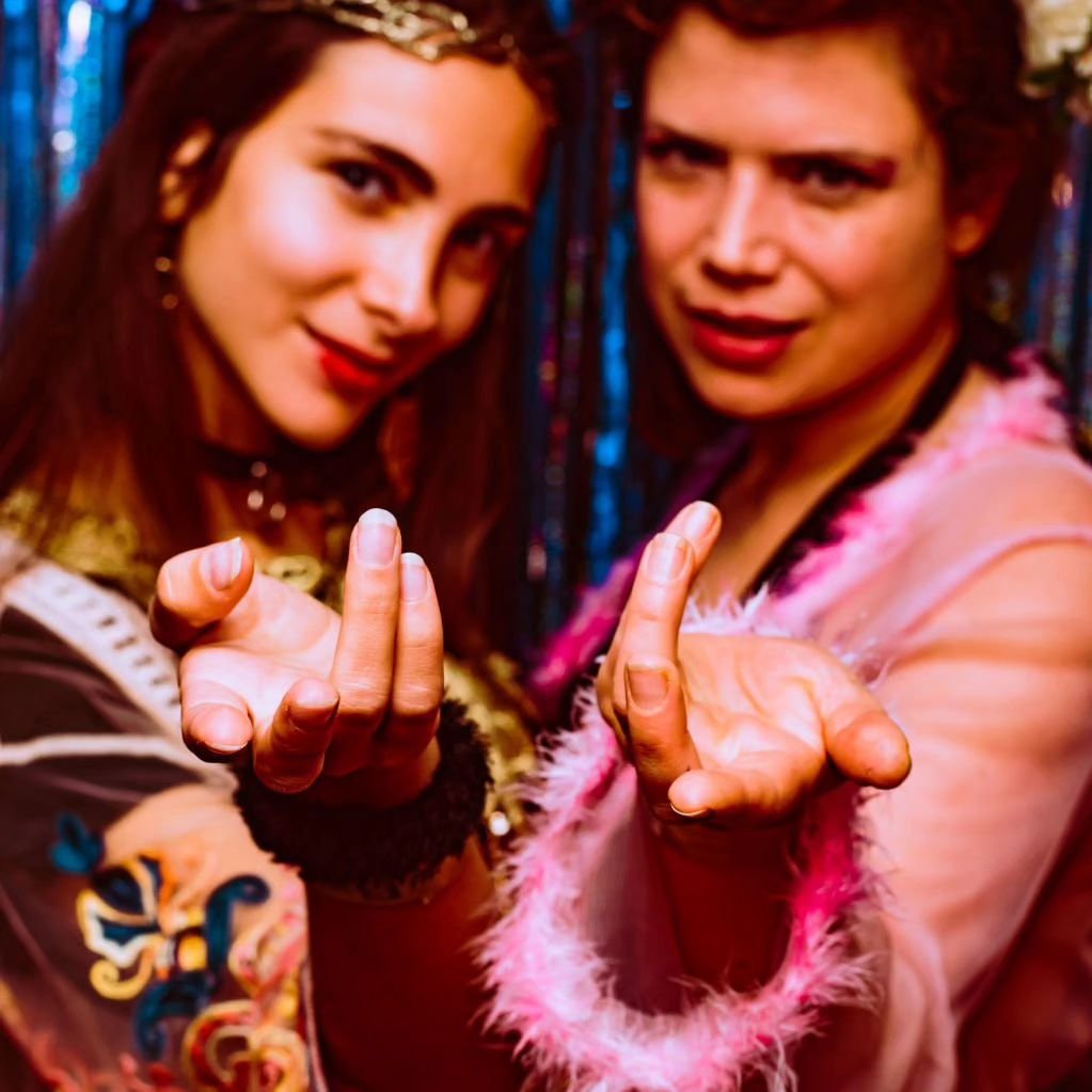 We keep bringing our magic to the best parties and events!✨🤗

Find us this month in Paradise Garage @wilderenate on May 18 👈🌟🔑🦄🌌

 and at the Monopol open studios next weekend, Saturday 13 🥰😍

Pic by @shirzilber.art 
With @kiakalia and @scarl