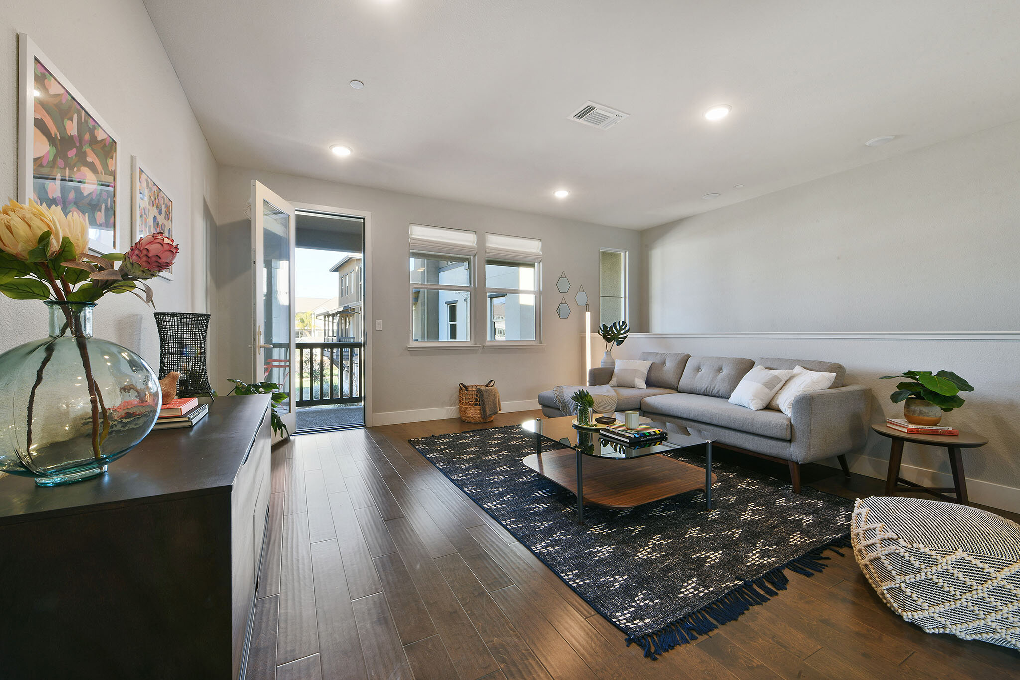 Alameda Townhouse Staging