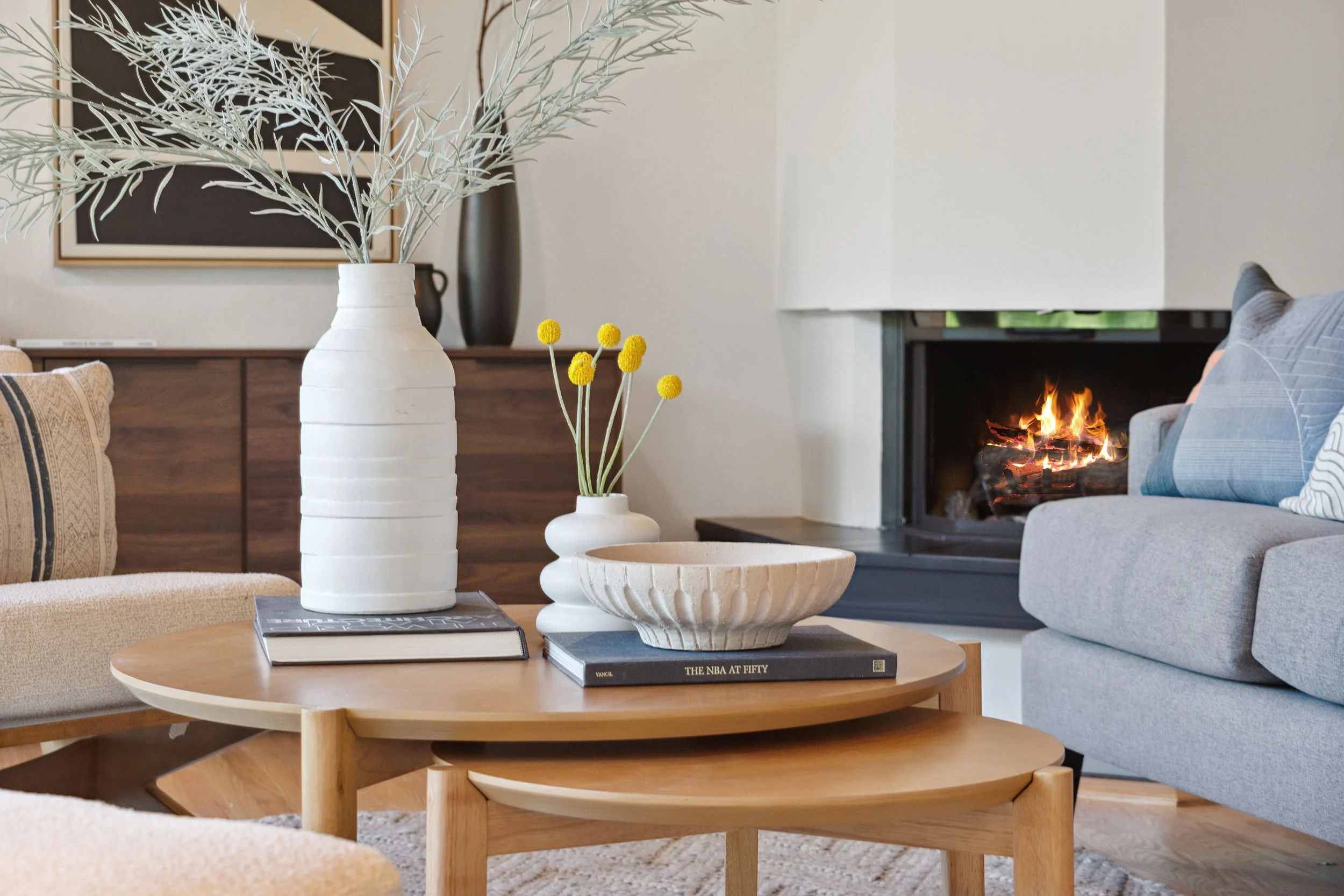 2255-arrowhead-drive-living-room.jpg