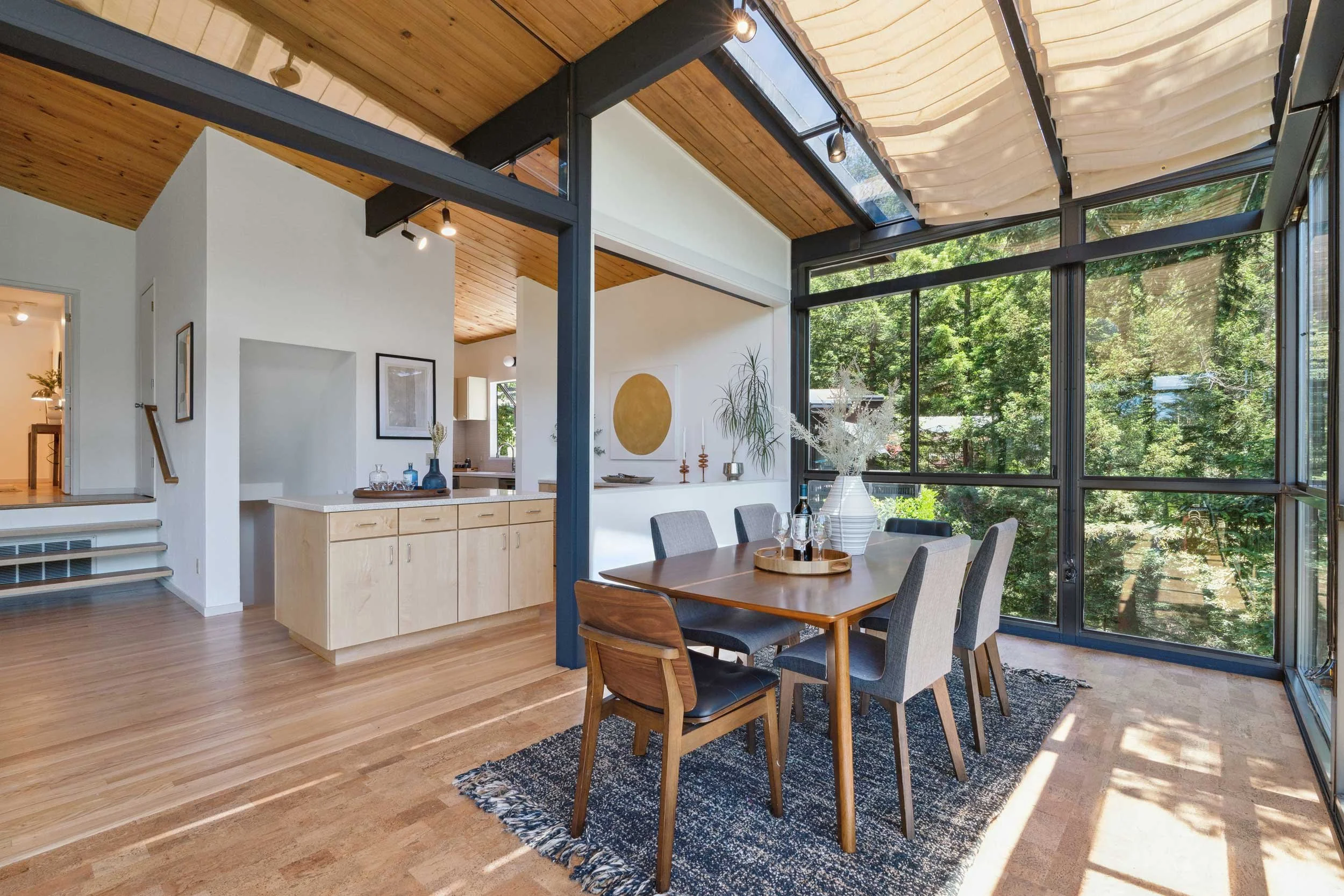 2255-arrowhead-drive-dining-room.jpg