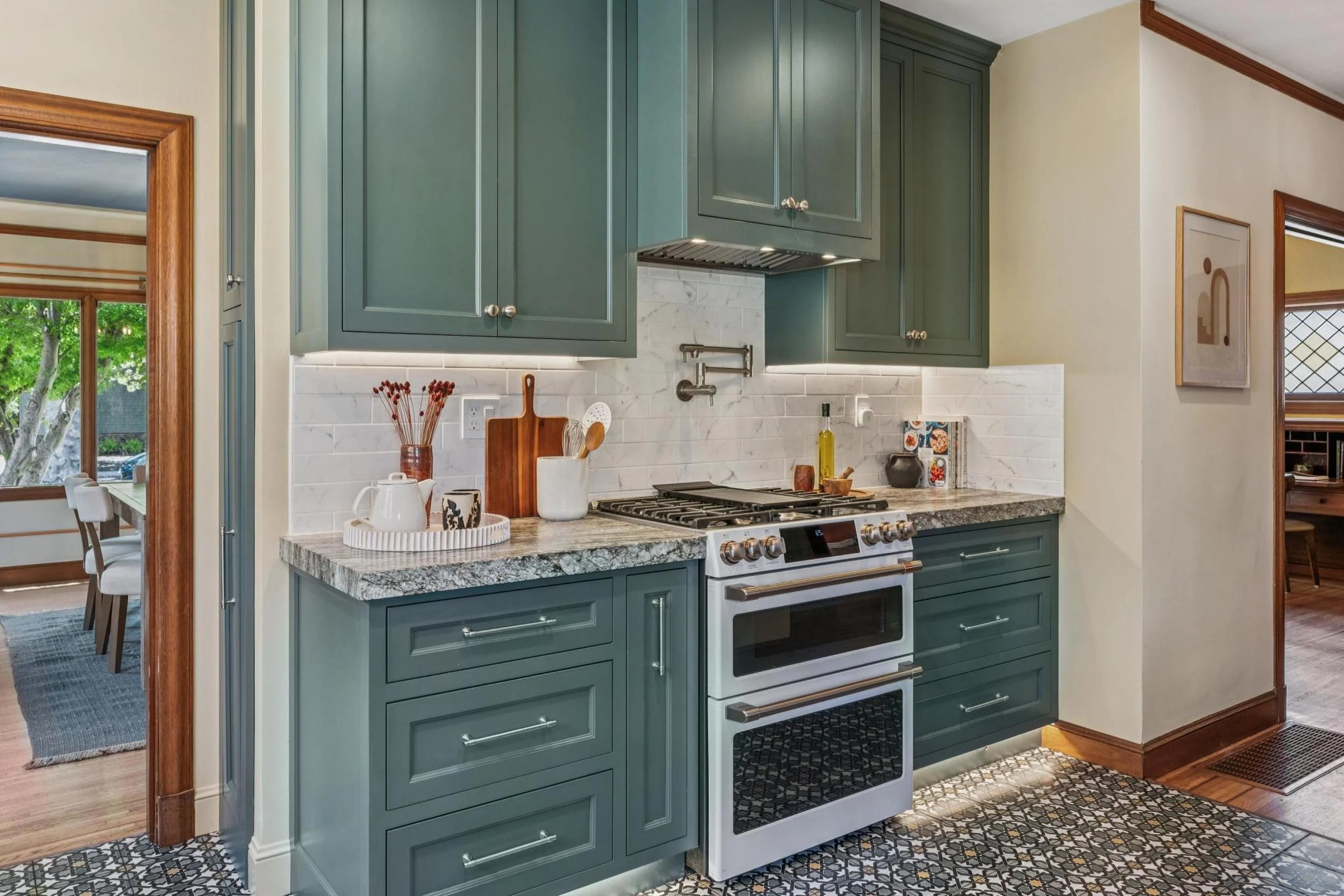 2823-central-avenue-kitchen.jpg