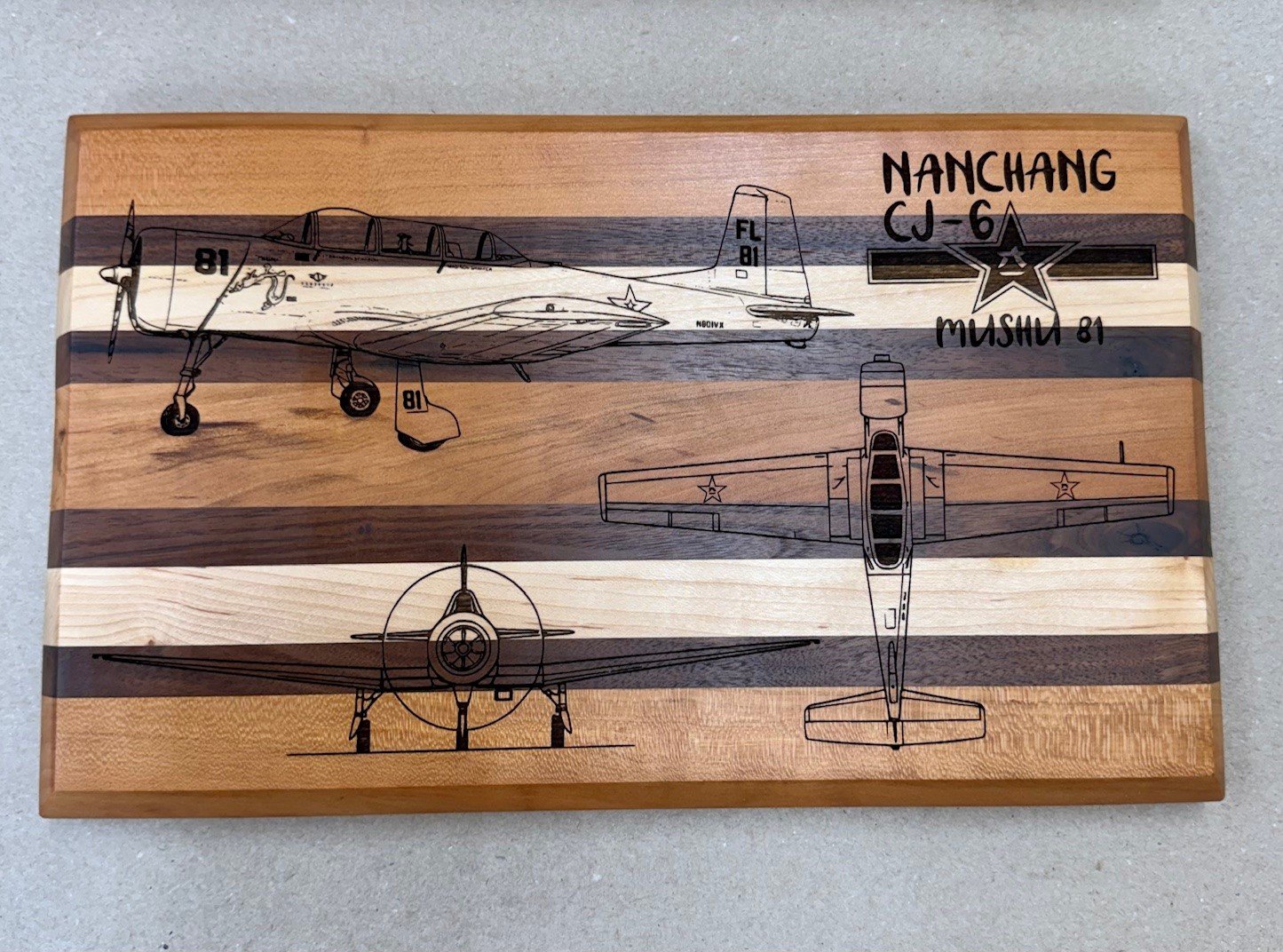 cutting board small engrave.jpg