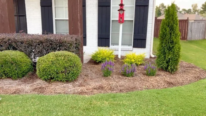 Needed some chairs for our front porch, so we used @jaybates86 &lsquo;s plans/CNC files along with the @onefinitycnc and knocked these cool little nesting chairs out. 
.
.
We went with poplar to keep them super lightweight, and sprayed a nice outdoor