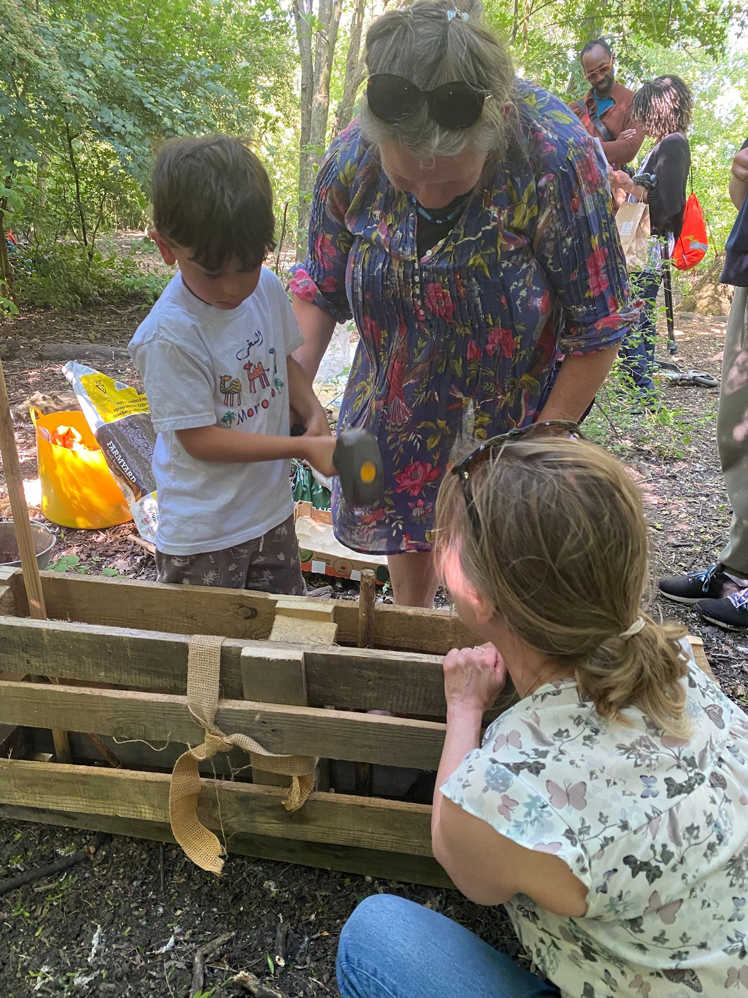 Building bug hotels