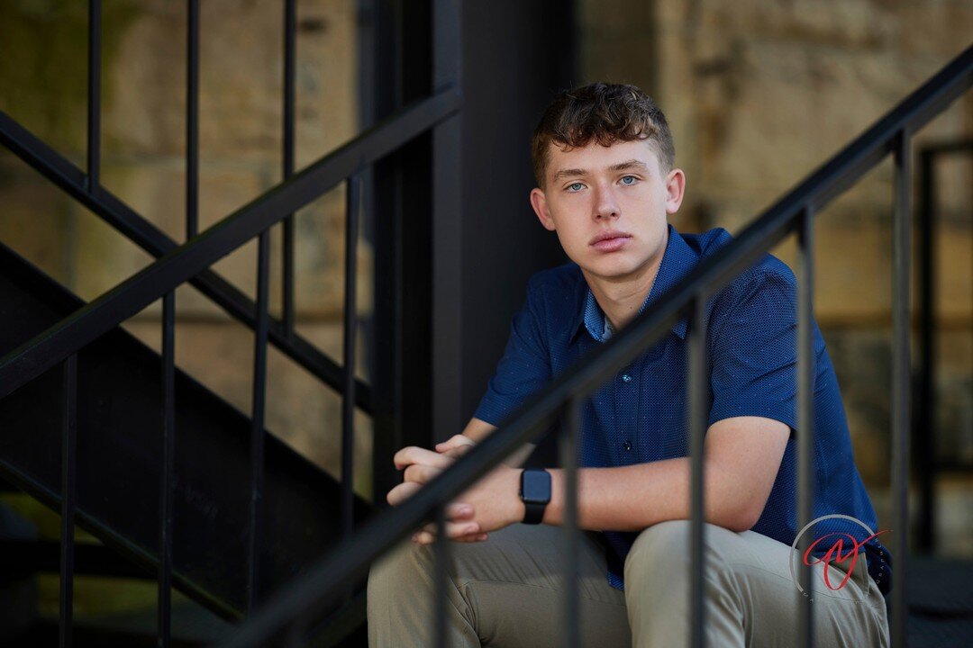 Boy am I behind on peeks. Yikes! Let's start with Sean. What a fun shoot this turned out to be! I'm glad we get to do another! Great job Sean! St. Clairsville '23