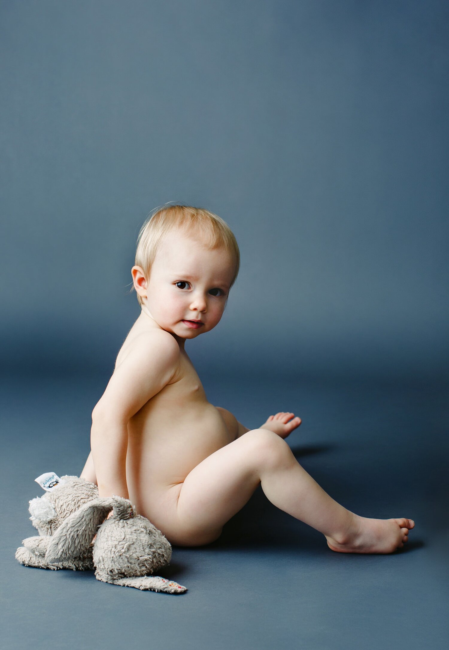 Fine art Seattle portrait of a one and a half year old by satya curcio Photography
