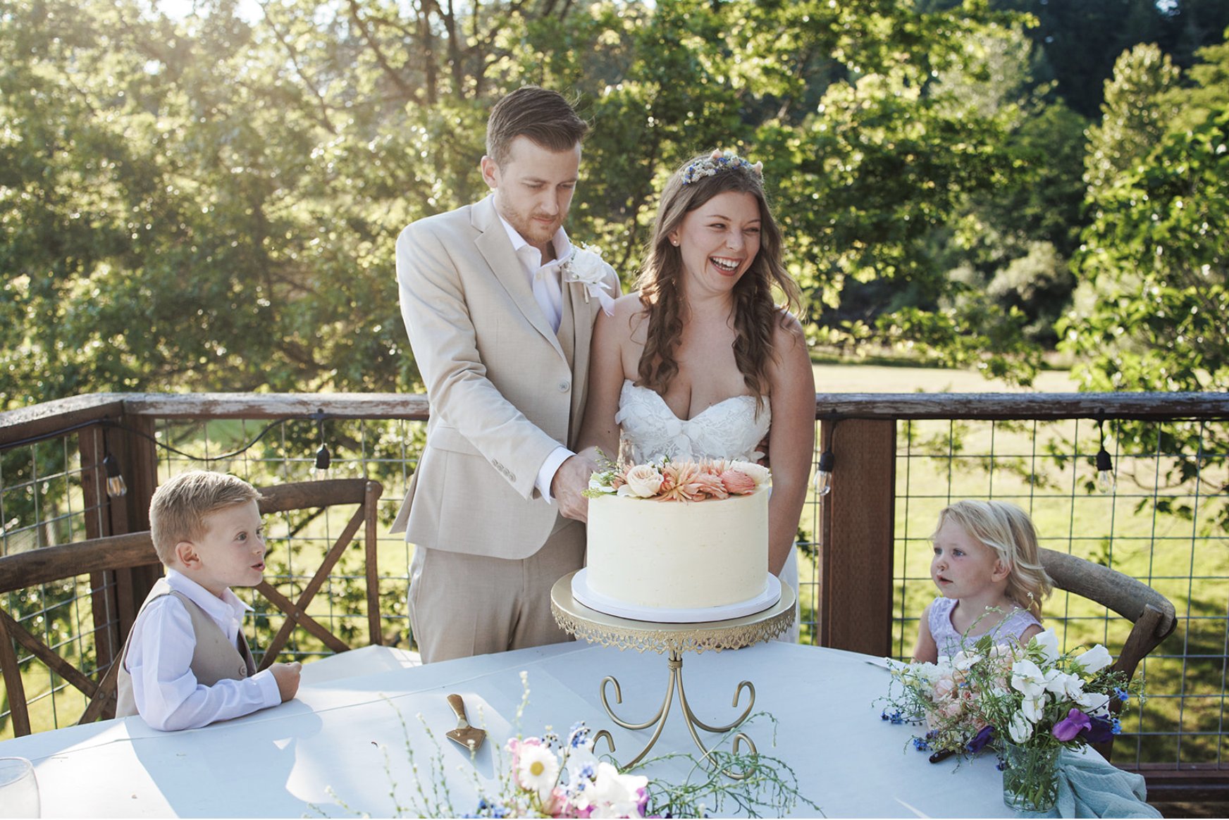 A Private and Sweet Orcas Island Micro-Wedding