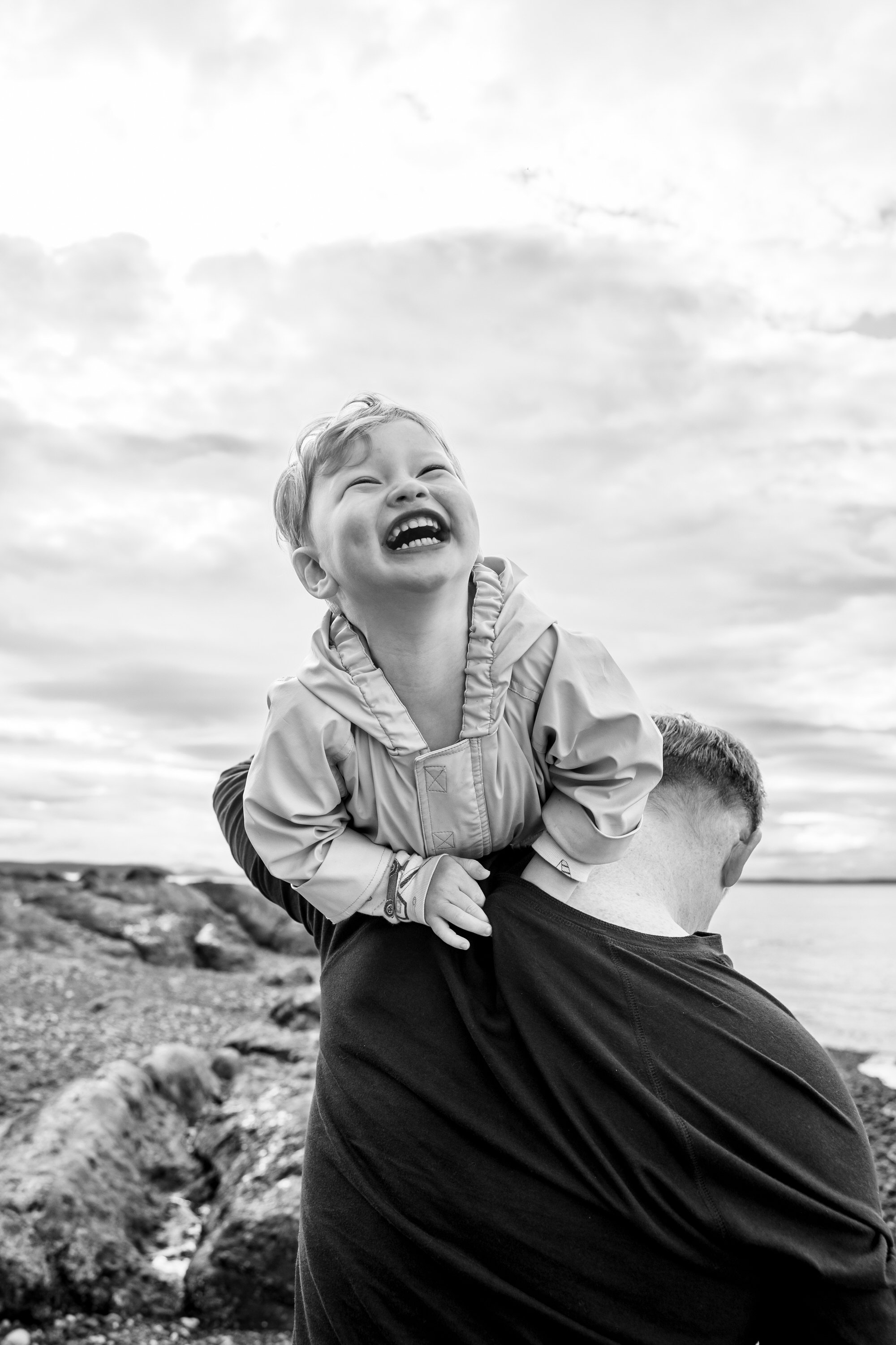 moran-state-park-beach-family-portrait.jpg