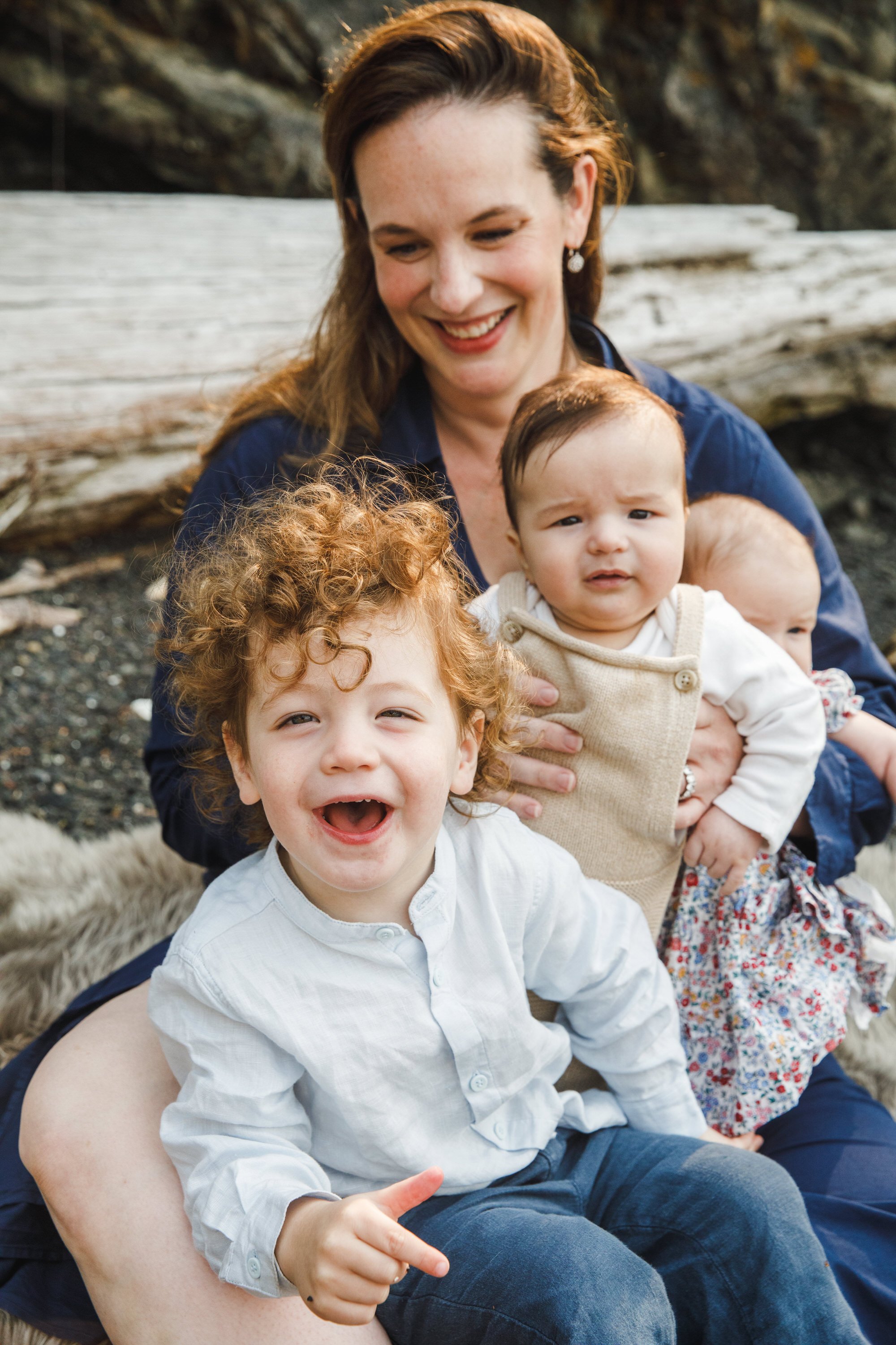 family-photo-session-orcas-island-beac.jpg