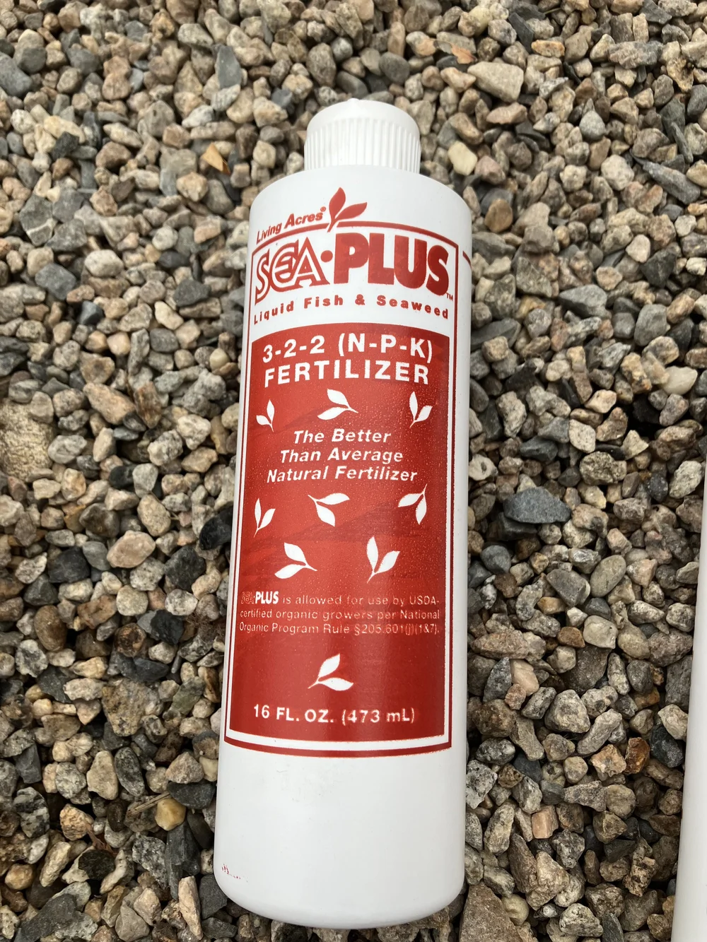 Living Acres Sea Plus, Liquid Fish and Seaweed Fertilizer, 16 oz | Pork  Hill Farm