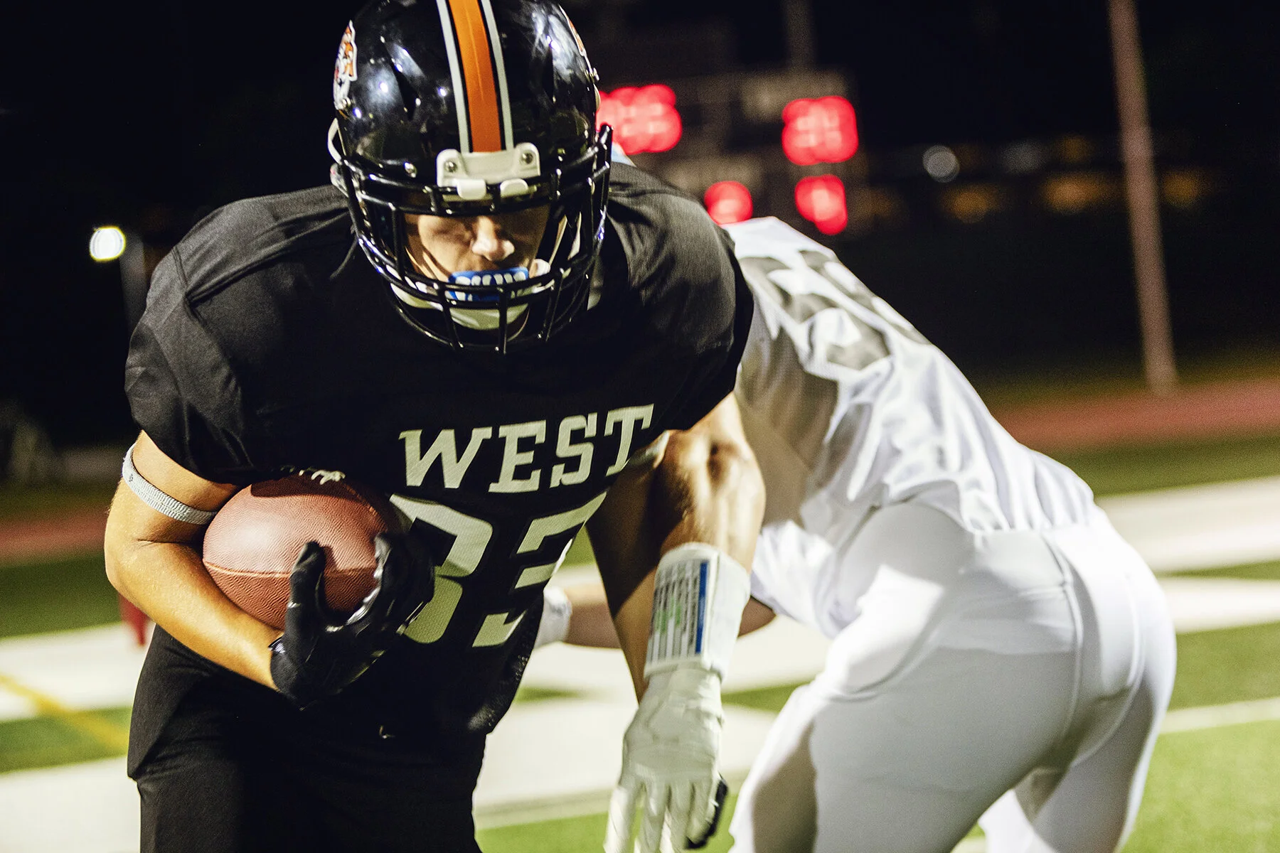 aws_07_football_game_1250.jpg