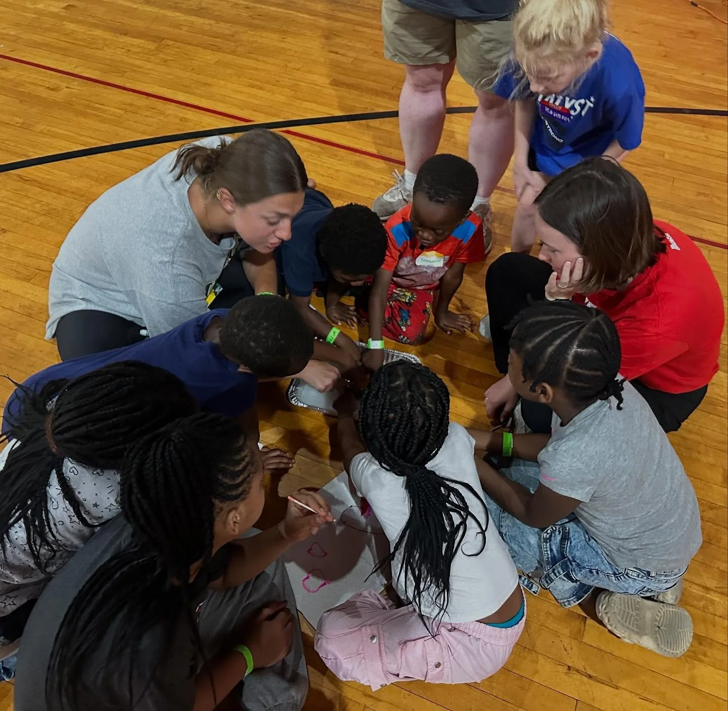 We love partnering with Agape Pamoja, an amazing ministry serving African refugees in KC! 

Be the hands and feet of Jesus at Camp Twende - come have fun and make a difference! Sign up in our bio for our October outreach next week!
