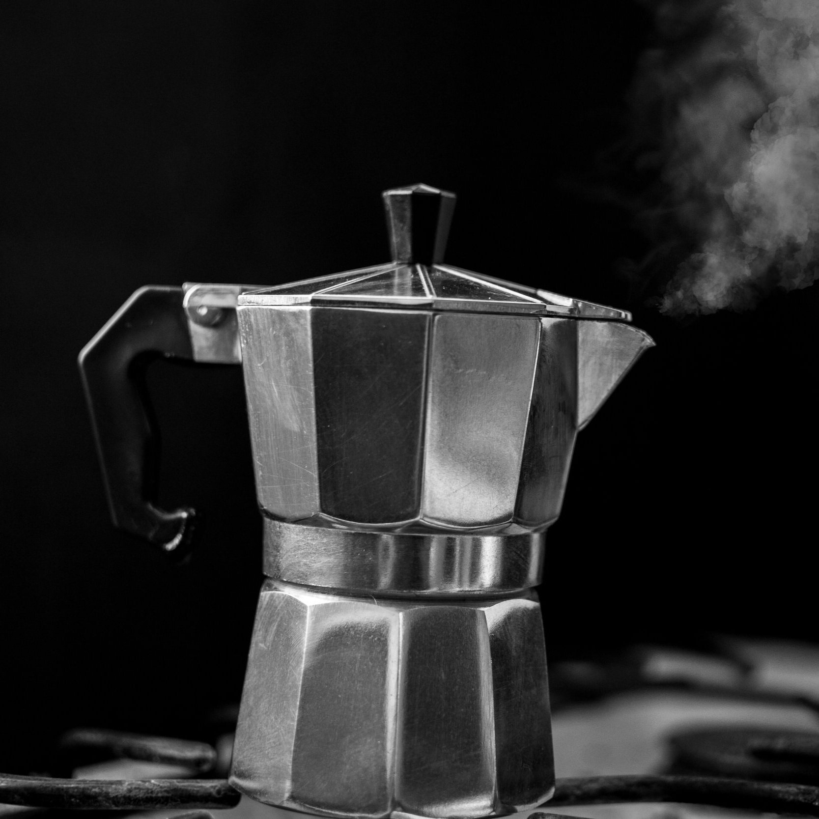 Moka+point+with+steam+coming+out