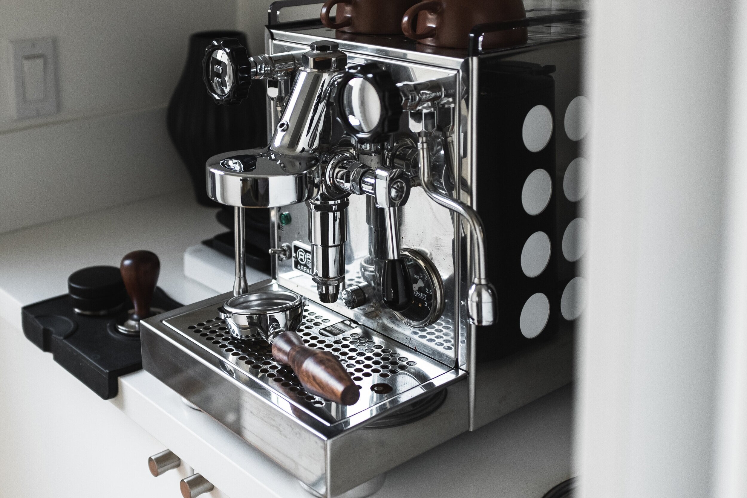 Make Espresso at Home: The Complete Beginners Guide