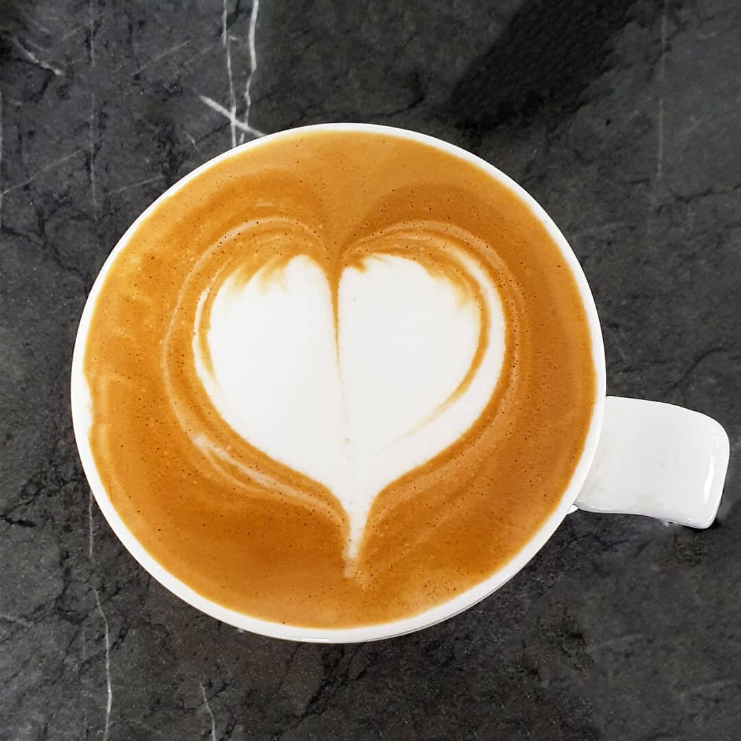 Latte art created using the Gaggia Classic Pro - a great home espresso machine for beginners!  #espressoathome #coffeetips #espresso #latteart