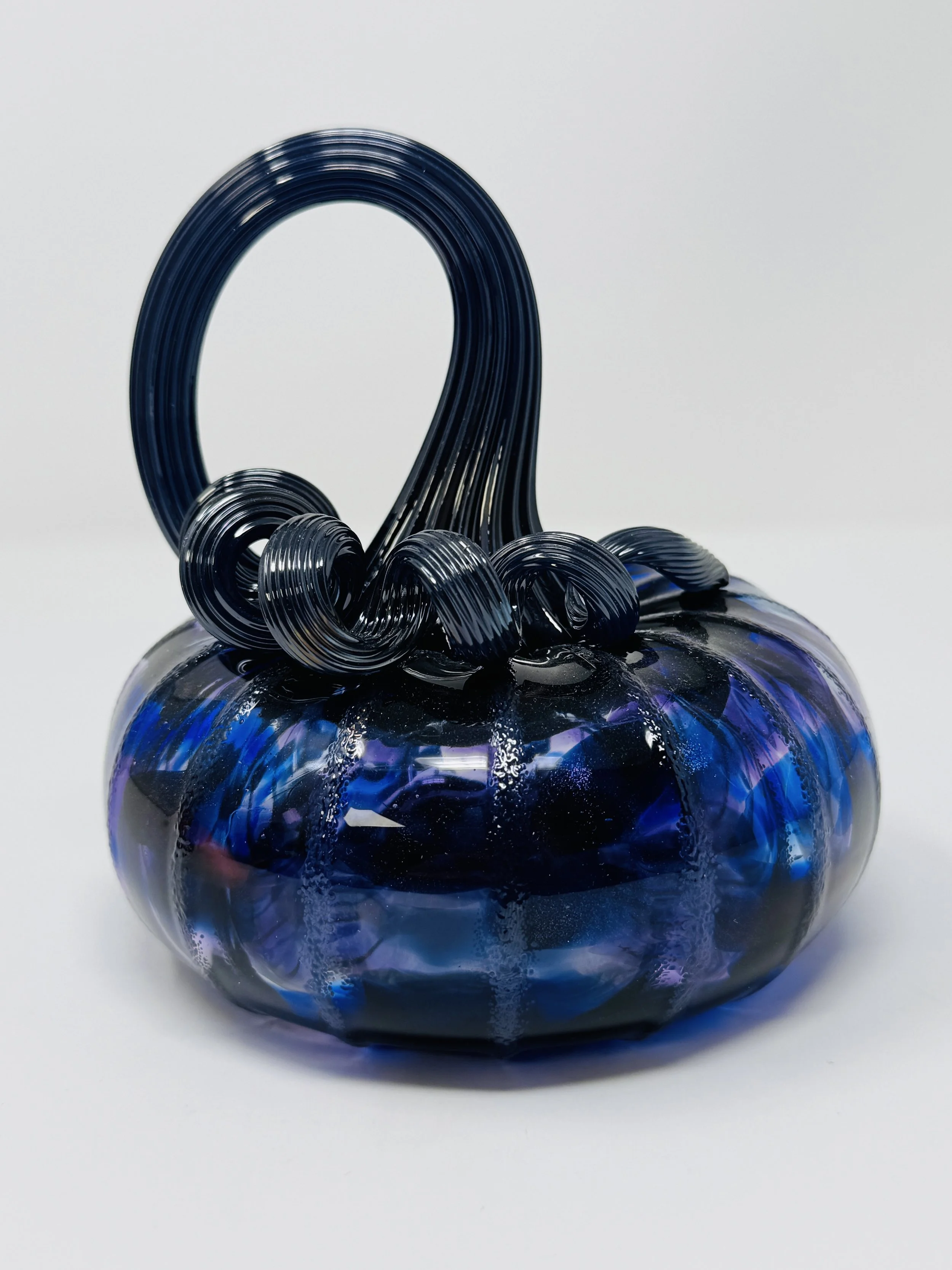 12012025 pumpkin deep blue 2.jpg
