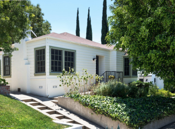 1512 Angelus Ave | Sold: $874,500 | Buyer Representation