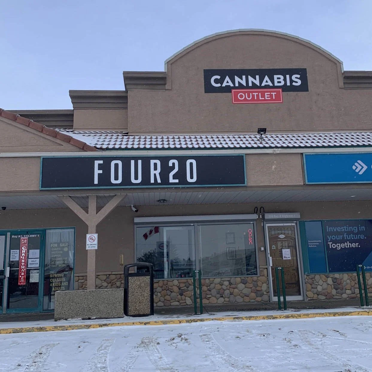 FOUR20 Outlet Strathmore is Open — FOUR20