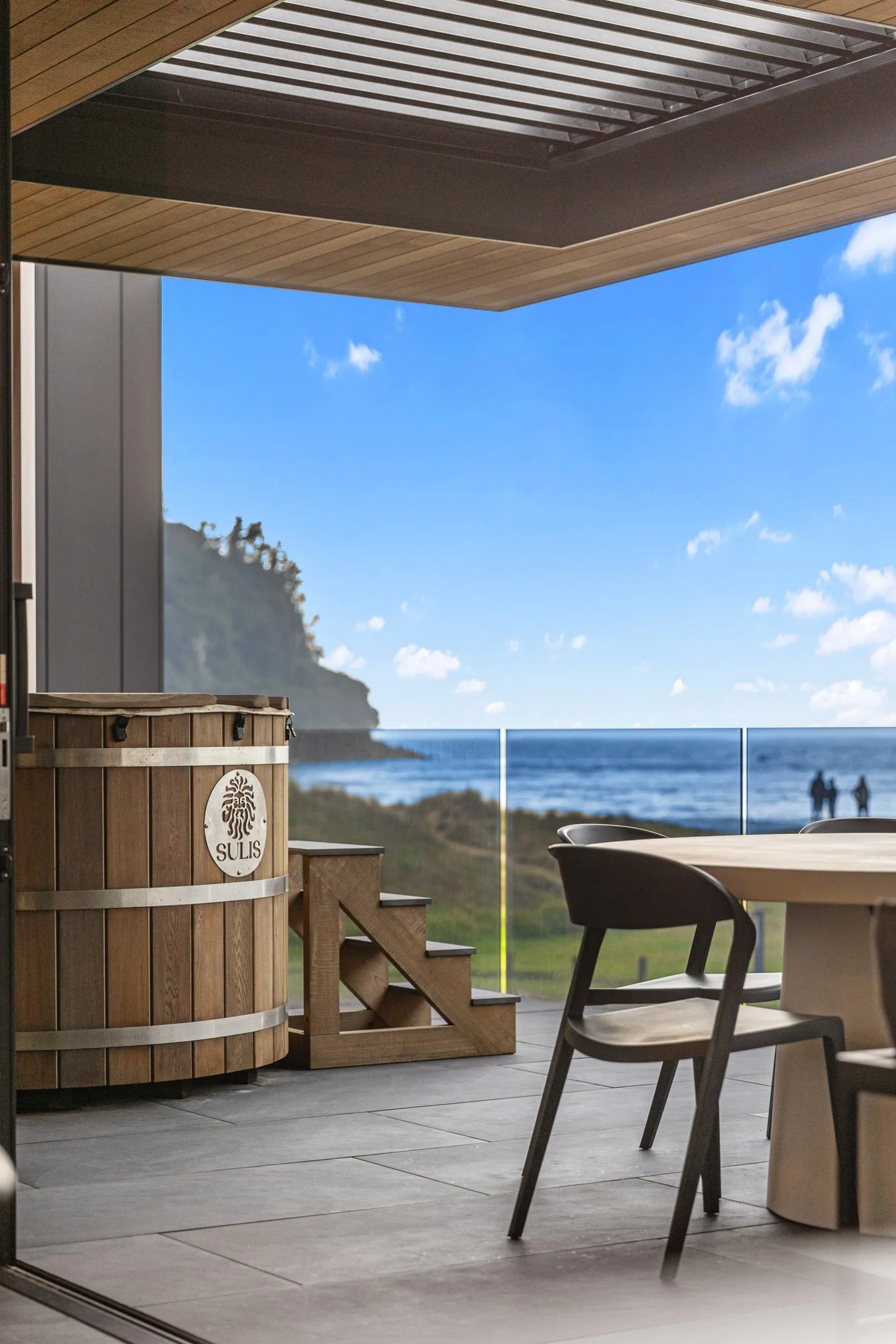 residence-group-scott.jpg