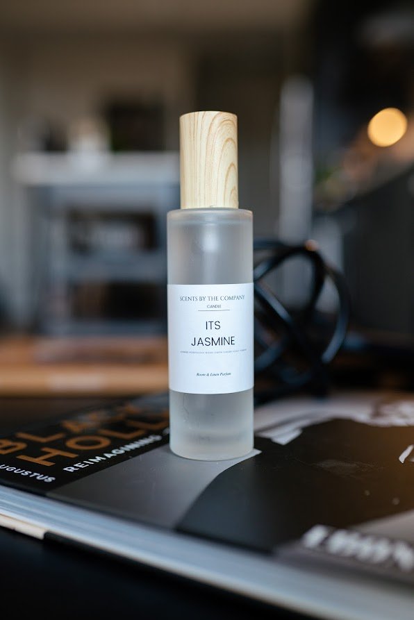 its jsamine room spray - spring 2023.jpg
