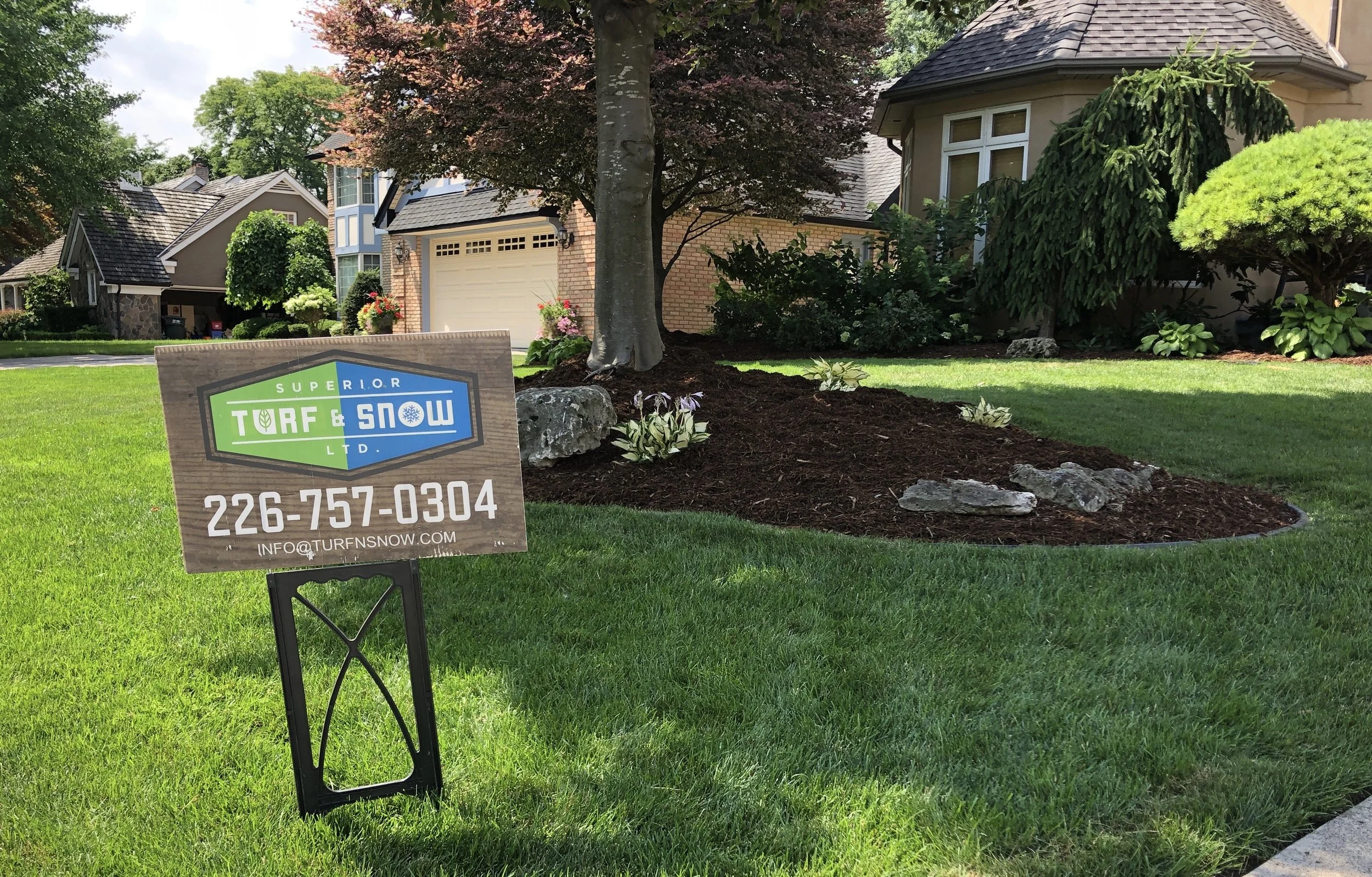 Windsor landscaping mulch