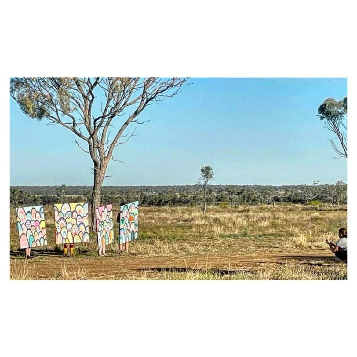 B e h i n d  T h e  S c e n e s 

Just a mum/artist/photographer/marketing manager doing her thing out  under a Boree tree in outback Qld 😂😂

Unbeknownst to me, husband snapped this pic of me trying to herd cats, I mean take photos of these large w