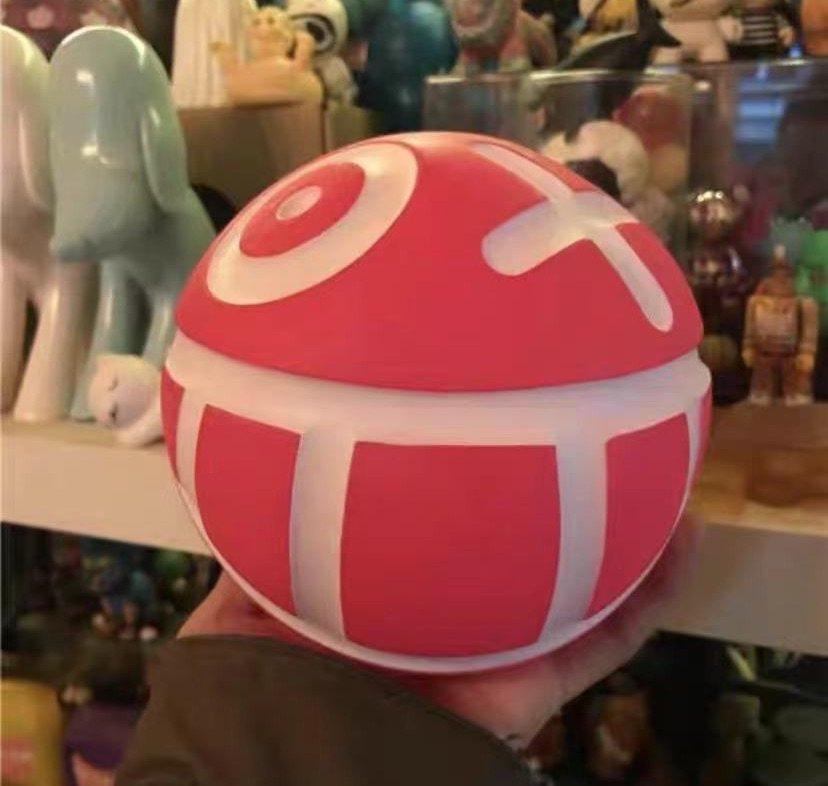 André Saraiva Mr. A Ball replica
