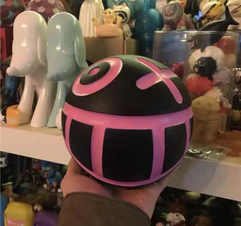 André Saraiva Mr. A Ball replica
