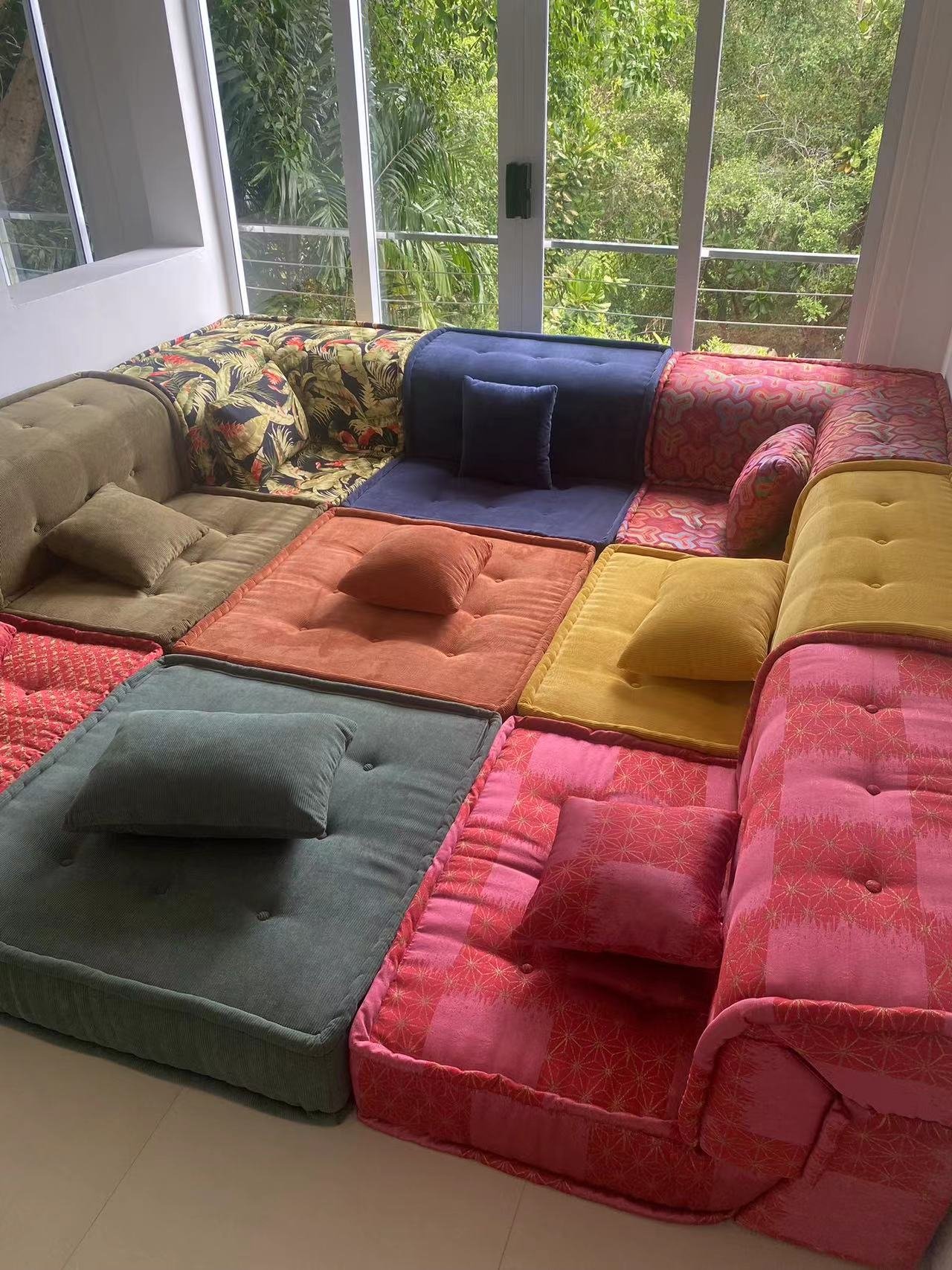 Mah Jong Kenzo Sofa replica